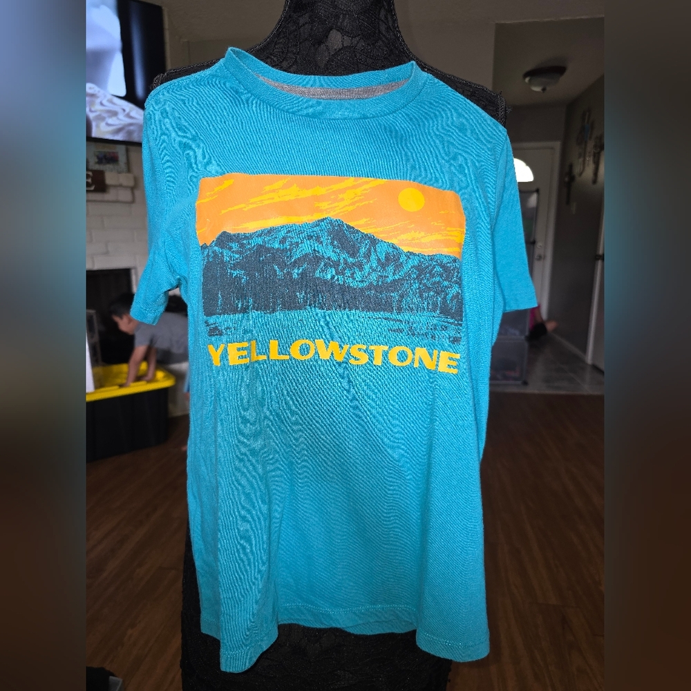 Old Navy Teal Kids T‑Shirt with Bright Orange Yellowstone Graphic